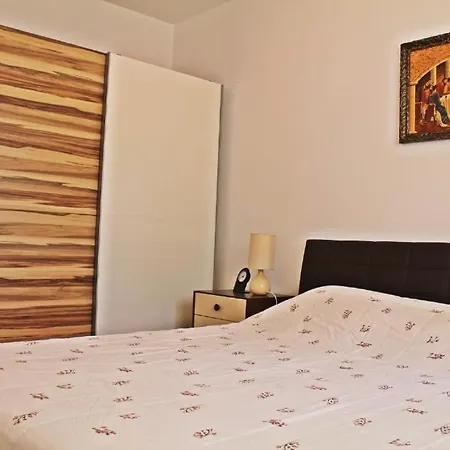 In With Sea View, Balcony, Air Conditioning, Wifi *